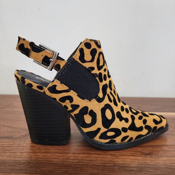 Qupid Womens Slay Faux Suede Animal Print Ankle Bootie Slingback Black Brown 6.5 - Picture 3 of 8